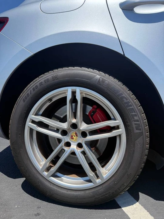 2015 Porsche Macan Turbo - Image 2 of 5