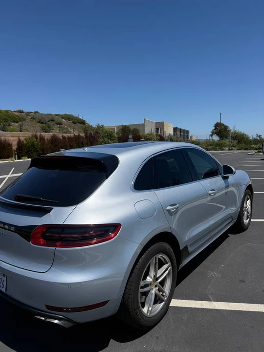 2015 Porsche Macan Turbo - Image 5 of 5