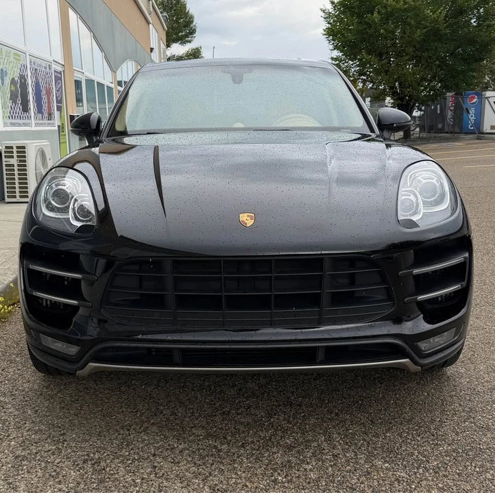 2015 Porsche Macan Turbo - Image 8 of 15