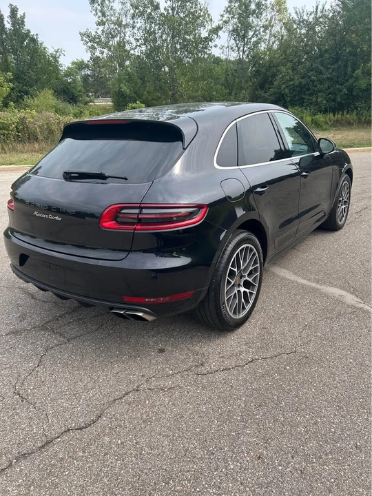 2015 Porsche Macan Turbo - Image 6 of 17