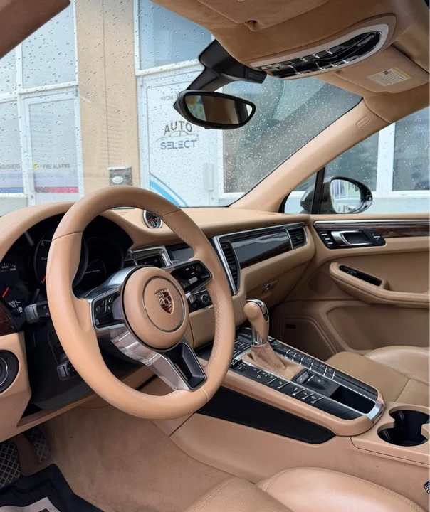 2015 Porsche Macan Turbo - Image 9 of 15