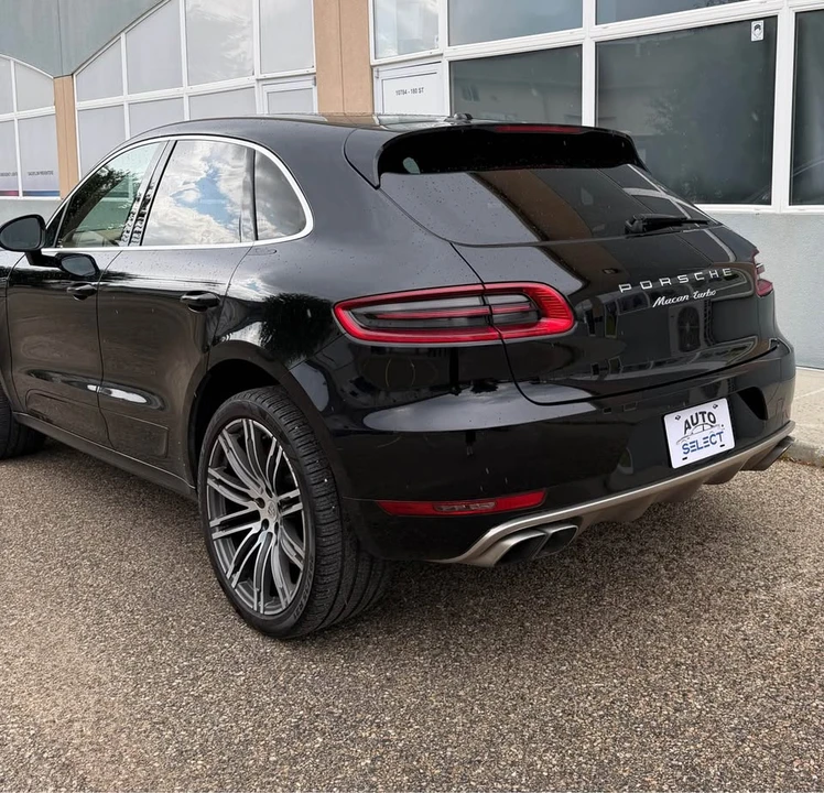 2015 Porsche Macan Turbo - Image 5 of 15