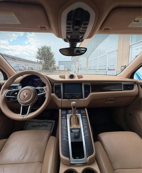 2015 Porsche Macan Turbo - Image 12 of 15