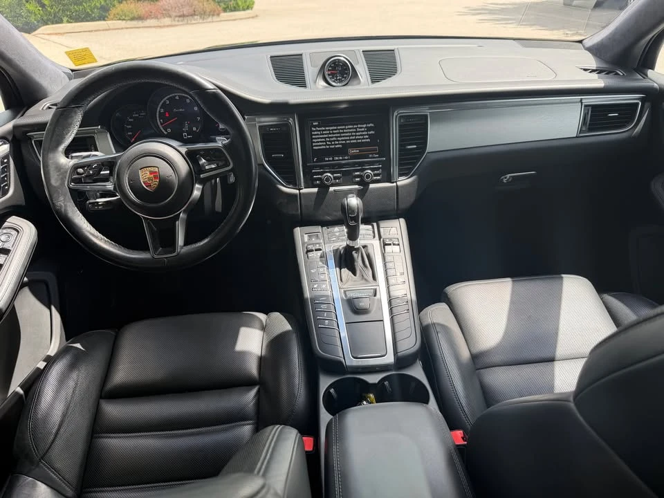 2015 Porsche Macan Turbo - Image 14 of 20
