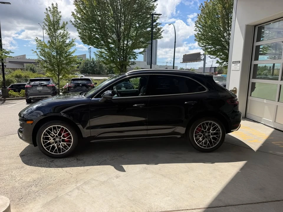 2015 Porsche Macan Turbo - Image 4 of 20