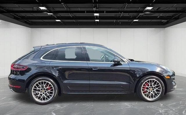 2015 Porsche Macan Turbo - Image 5 of 16