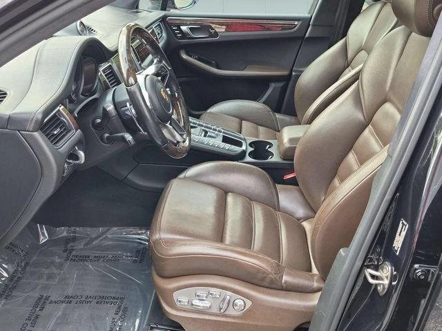 2015 Porsche Macan Turbo - Image 8 of 16