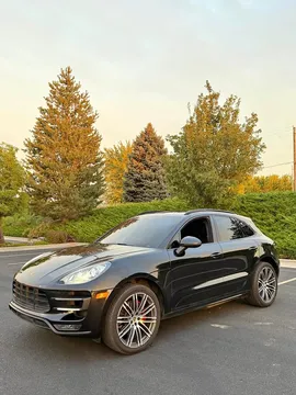2015 Porsche Macan Turbo