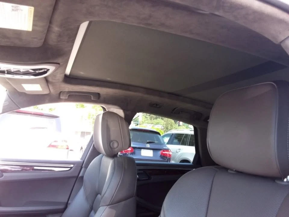 2015 Porsche Macan Turbo - Image 13 of 20