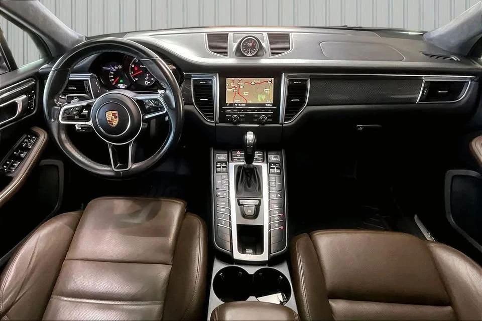 2015 Porsche Macan Turbo - Image 7 of 19