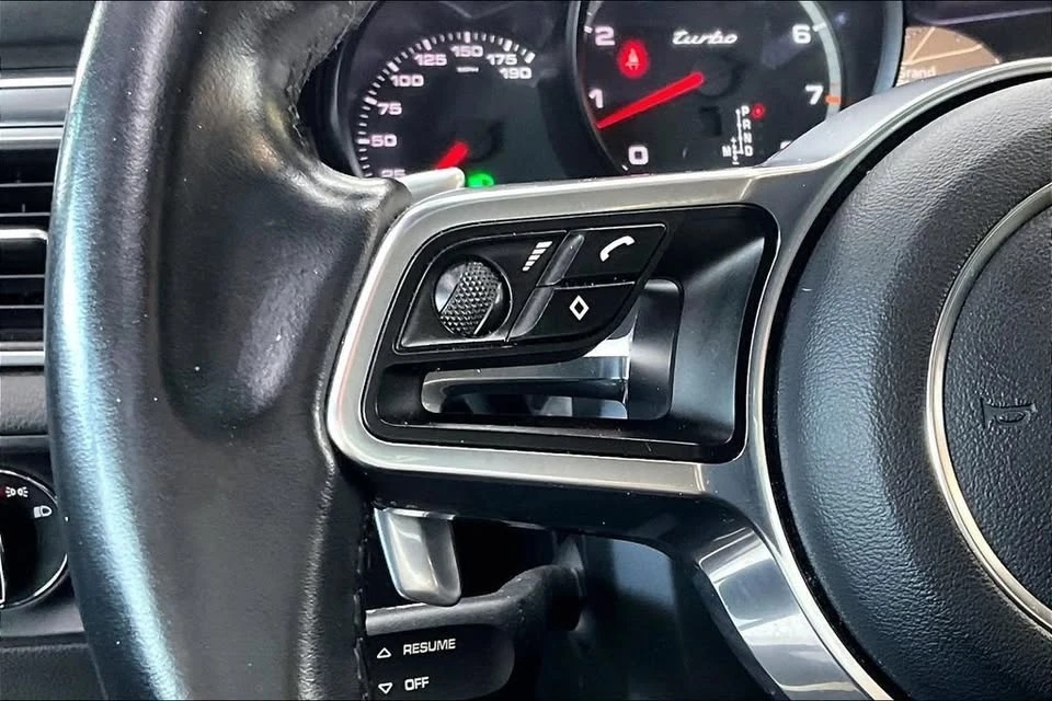2015 Porsche Macan Turbo - Image 10 of 19