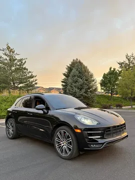 2015 Porsche Macan Turbo