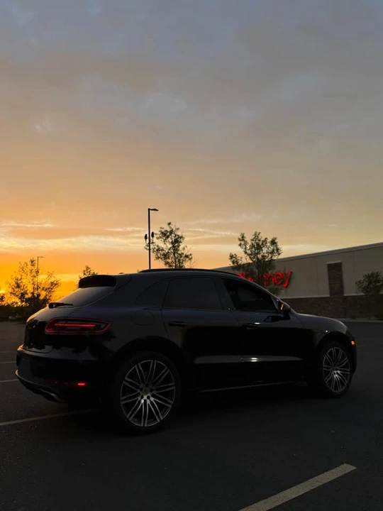 2015 Porsche Macan Turbo - Image 4 of 9