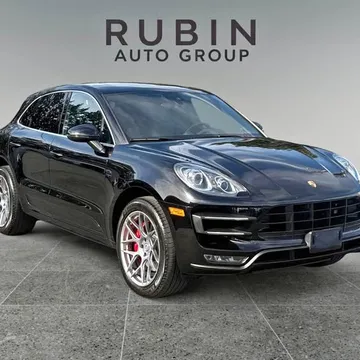 2015 Porsche Macan Turbo Sport Utility 4D
