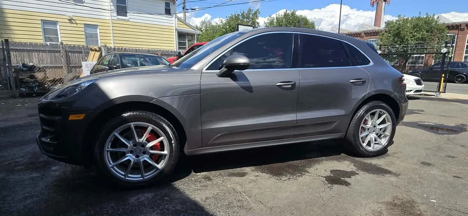 2015 Porsche Macan Turbo - Image 5 of 13