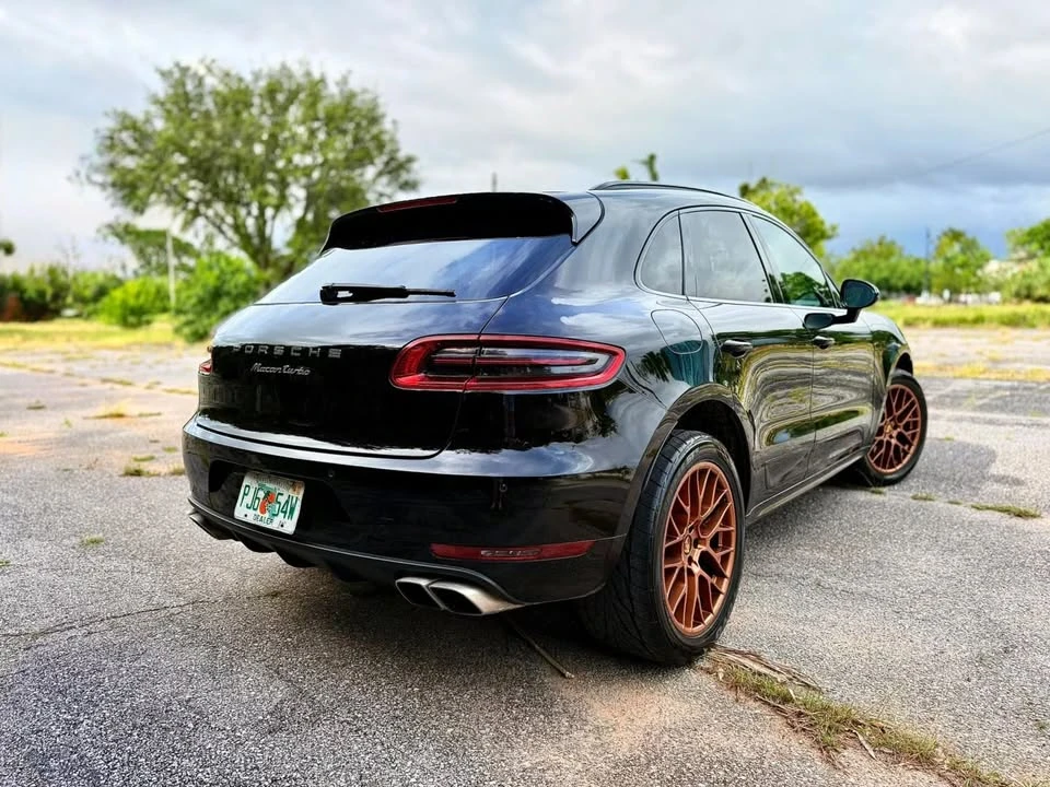 2015 Porsche Macan Turbo - Image 4 of 20