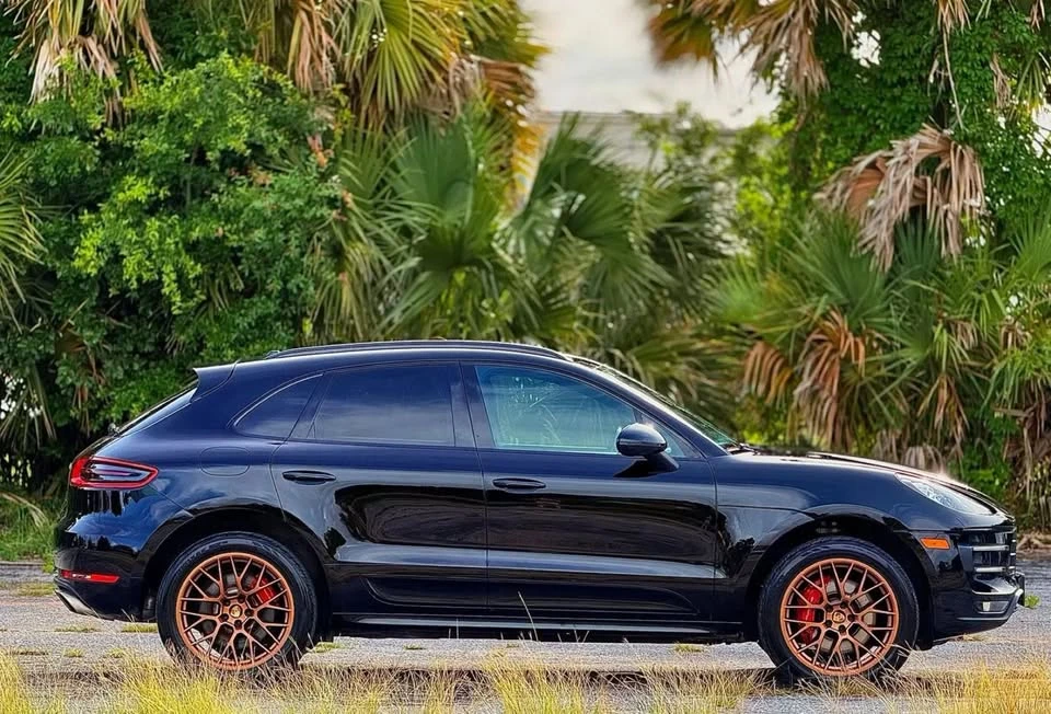 2015 Porsche Macan Turbo - Image 7 of 20
