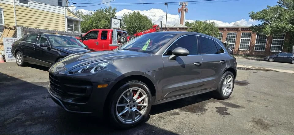 2015 Porsche Macan Turbo - Image 6 of 13