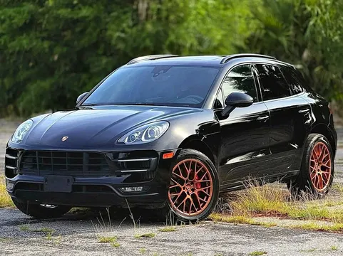 2015 Porsche Macan Turbo Sport Utility 4D