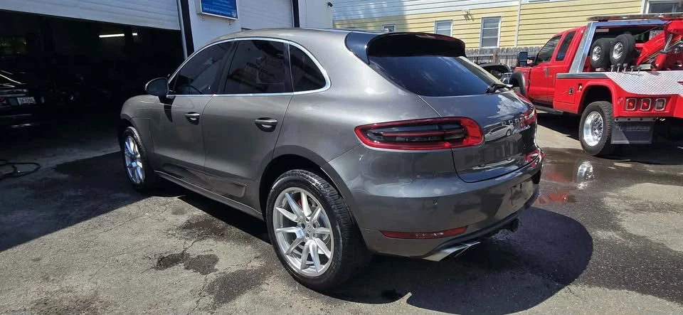 2015 Porsche Macan Turbo - Image 7 of 13