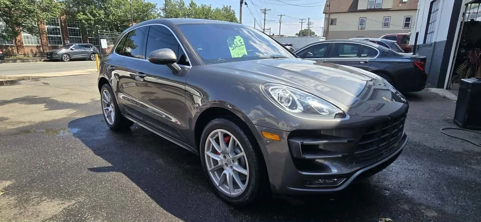 2015 Porsche Macan Turbo - Image 2 of 13
