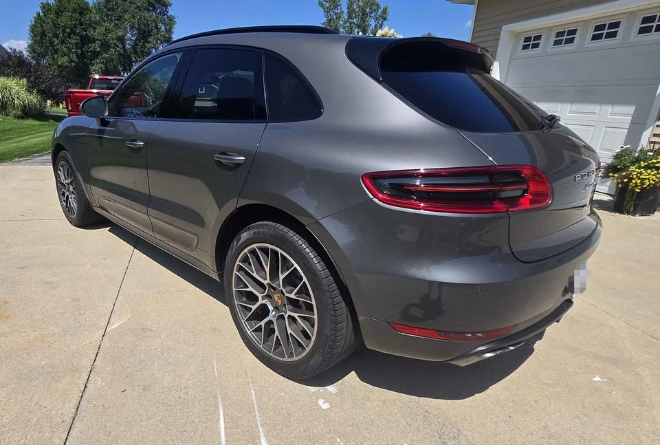 2015 Porsche Macan Turbo - Image 3 of 20