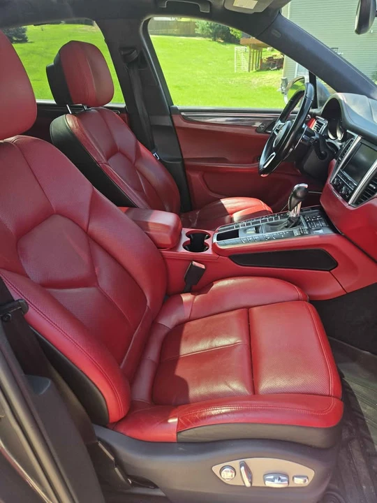 2015 Porsche Macan Turbo - Image 13 of 20