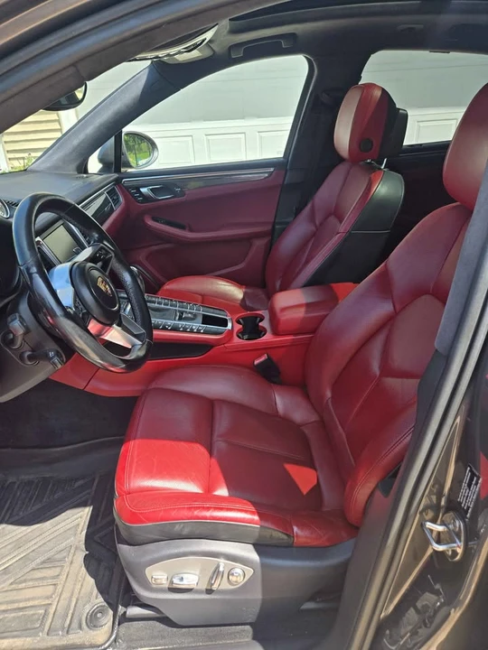 2015 Porsche Macan Turbo - Image 12 of 20