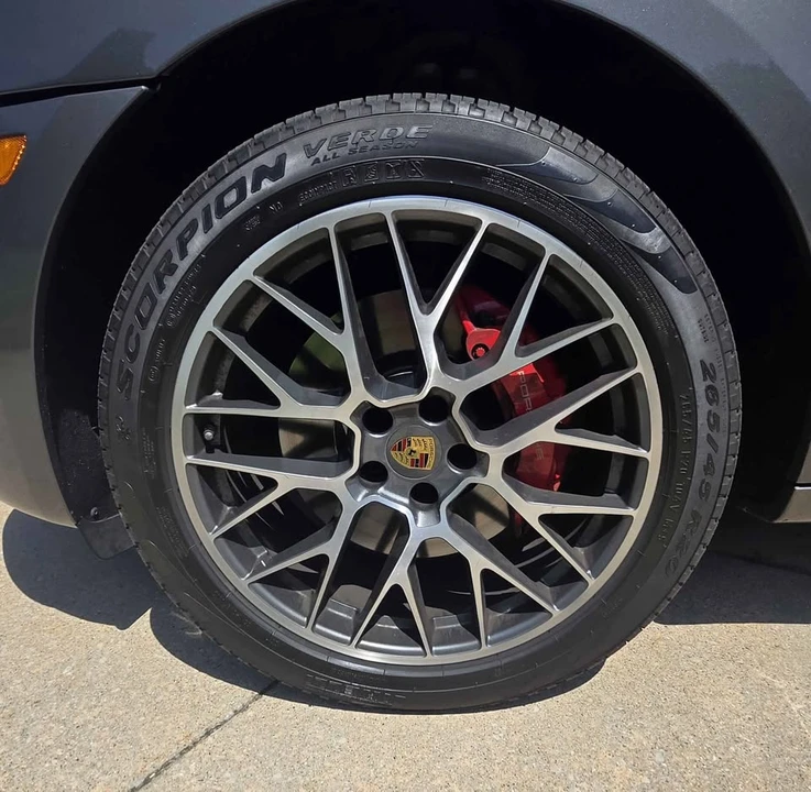 2015 Porsche Macan Turbo - Image 19 of 20