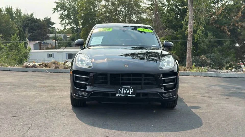 2015 Porsche Macan Turbo - Image 2 of 10