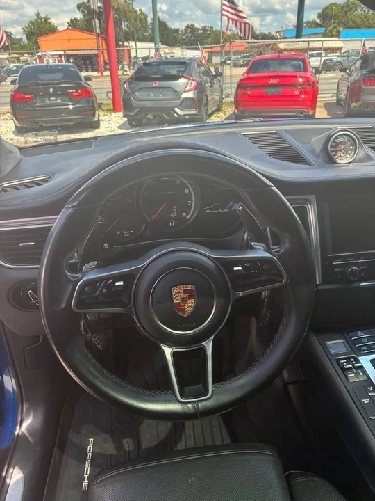2015 Porsche Macan Turbo - Image 6 of 7