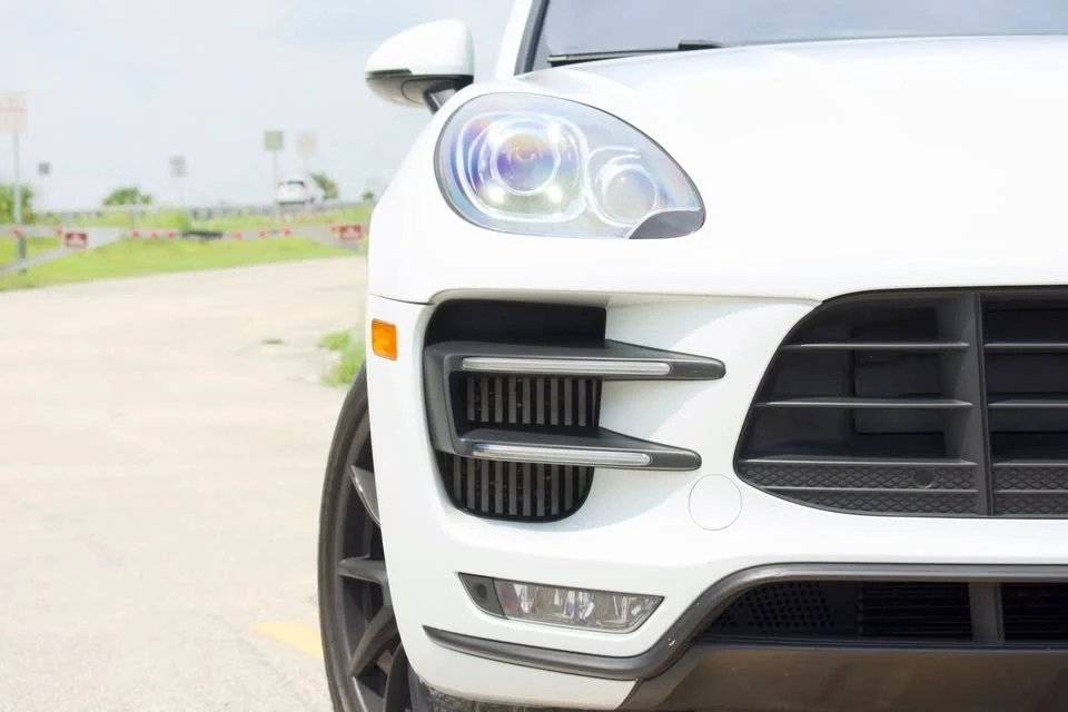 2015 Porsche Macan Turbo - Image 10 of 20
