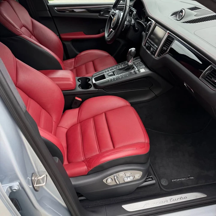 2015 Porsche Macan Turbo - Image 11 of 14