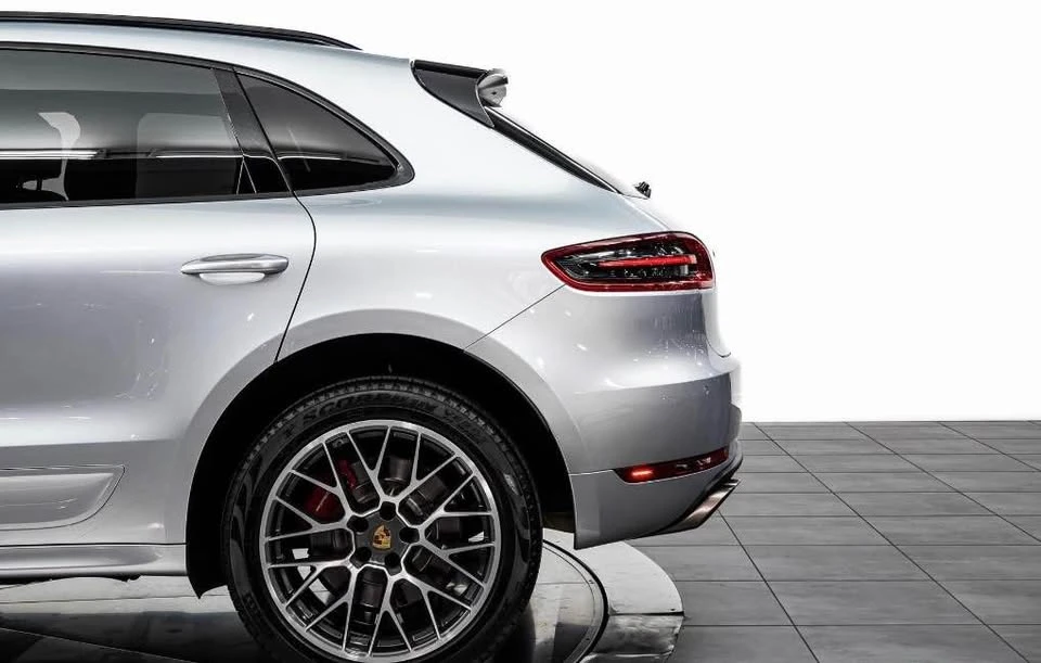 2015 Porsche Macan Turbo - Image 5 of 14