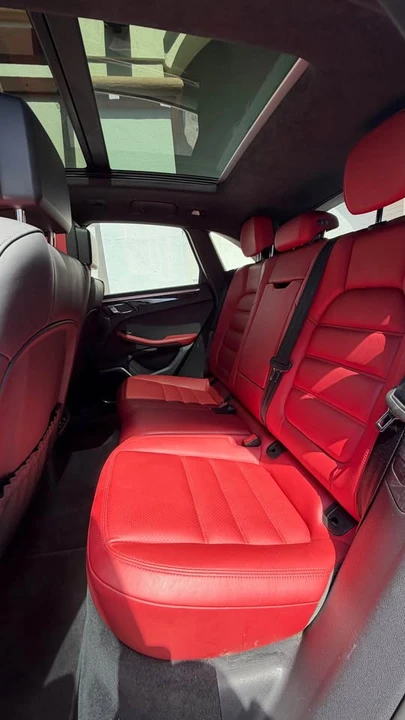 2015 Porsche Macan Turbo - Image 10 of 20
