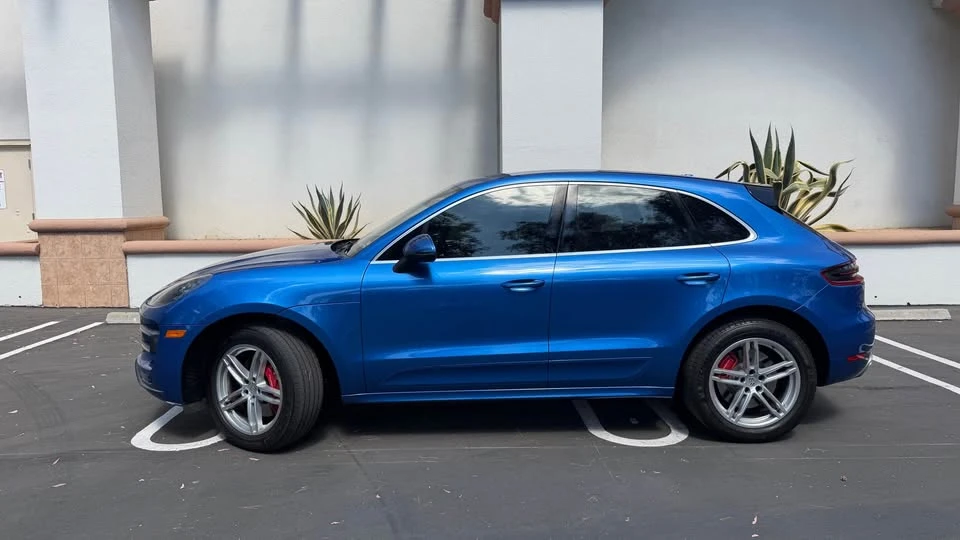 2015 Porsche Macan Turbo - Image 2 of 20