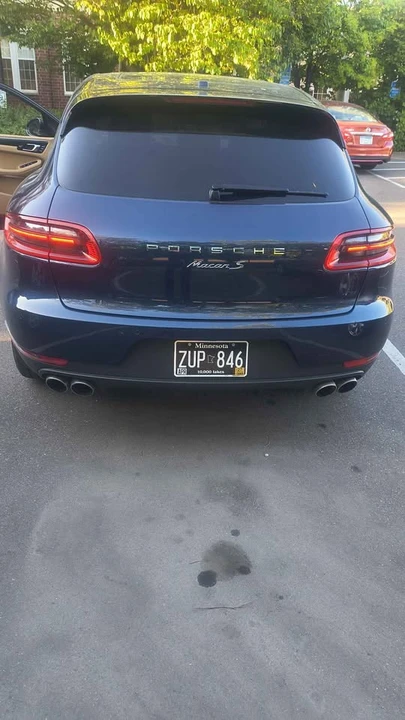 2015 Porsche Macan Turbo - Image 9 of 14