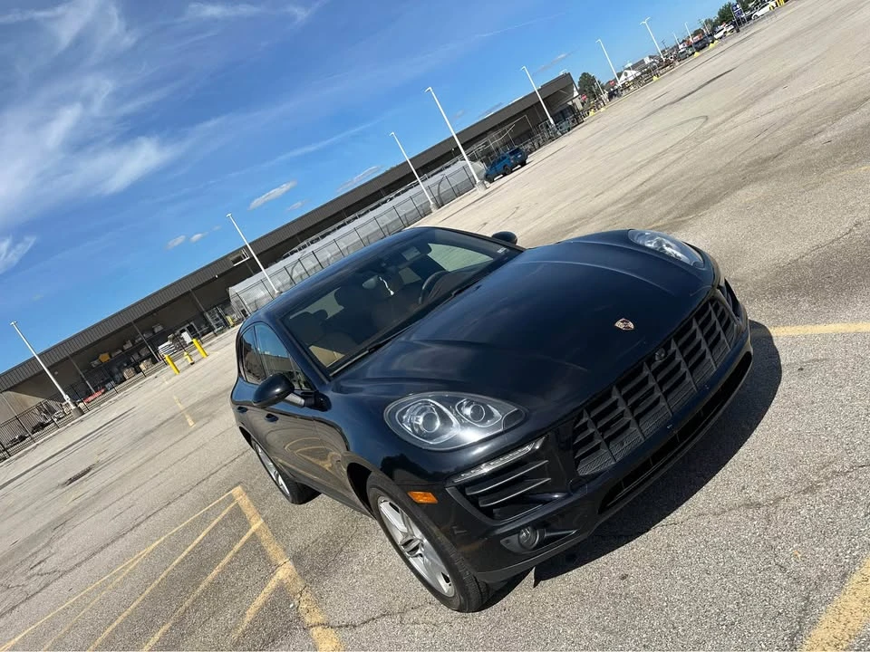 2015 Porsche Macan Turbo - Image 5 of 12
