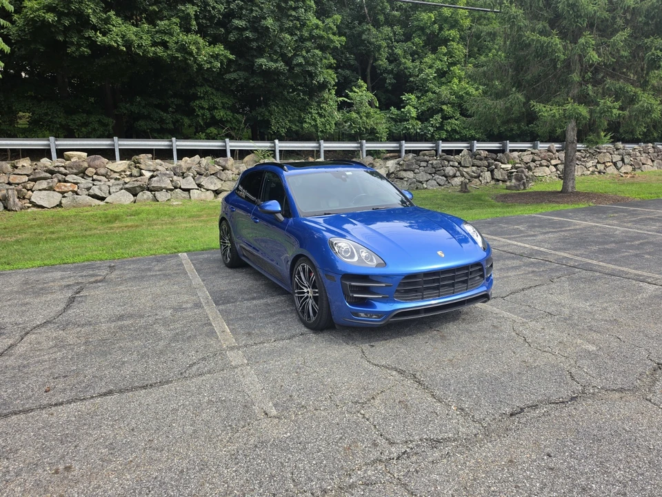 2015 Porsche Macan Turbo - Image 3 of 20