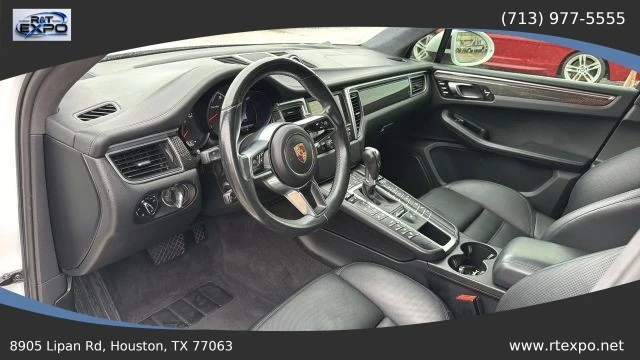 2015 Porsche Macan Turbo - Image 23 of 31
