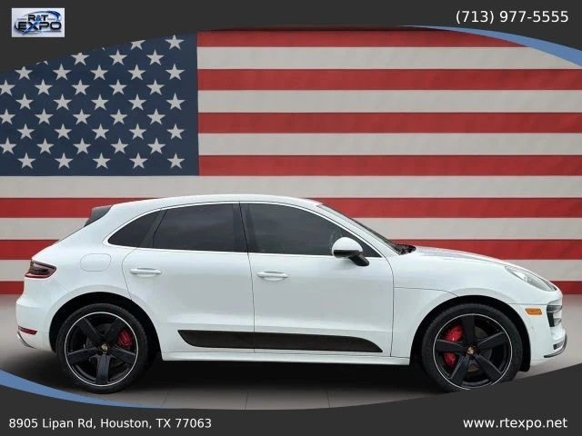 2015 Porsche Macan Turbo - Image 9 of 31