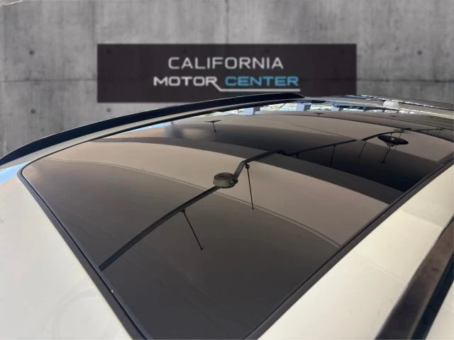 2015 Porsche Macan Turbo - Image 12 of 23