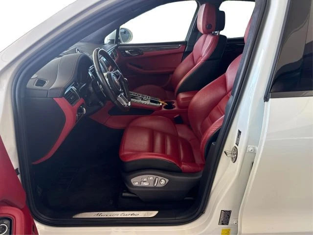 2015 Porsche Macan Turbo - Image 9 of 23