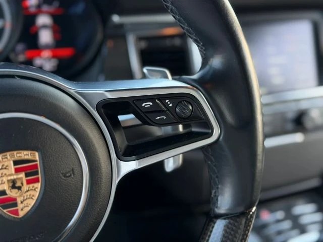 2015 Porsche Macan Turbo - Image 19 of 21