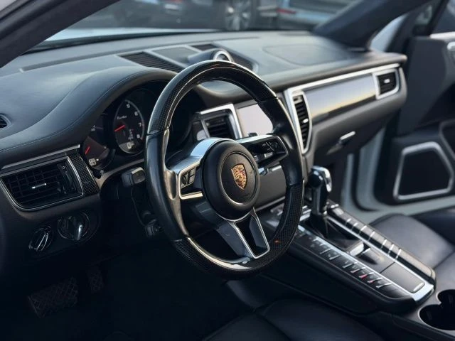 2015 Porsche Macan Turbo - Image 17 of 21
