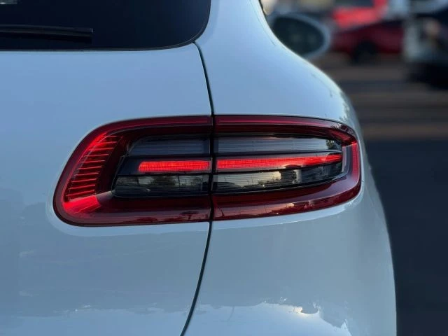 2015 Porsche Macan Turbo - Image 7 of 21
