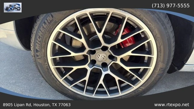 2015 Porsche Macan Turbo - Image 10 of 31