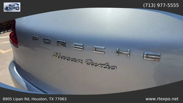 2015 Porsche Macan Turbo - Image 20 of 31