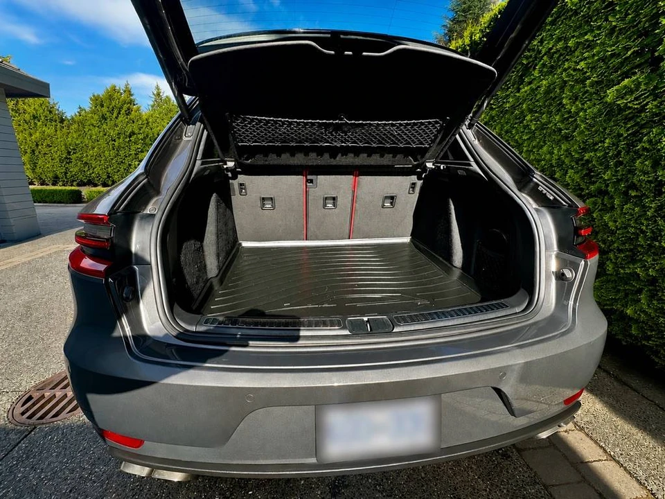 2015 Porsche Macan Turbo - Image 9 of 15