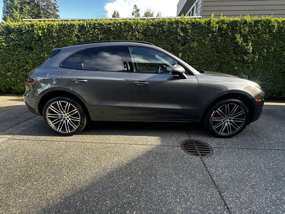 2015 Porsche Macan Turbo - Image 4 of 15